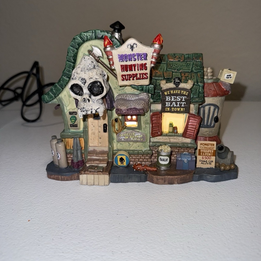 Lemax Halloween MONSTER HUNTING SUPPLY  Village #85311 Spooky Town - Picture 2 of 8
